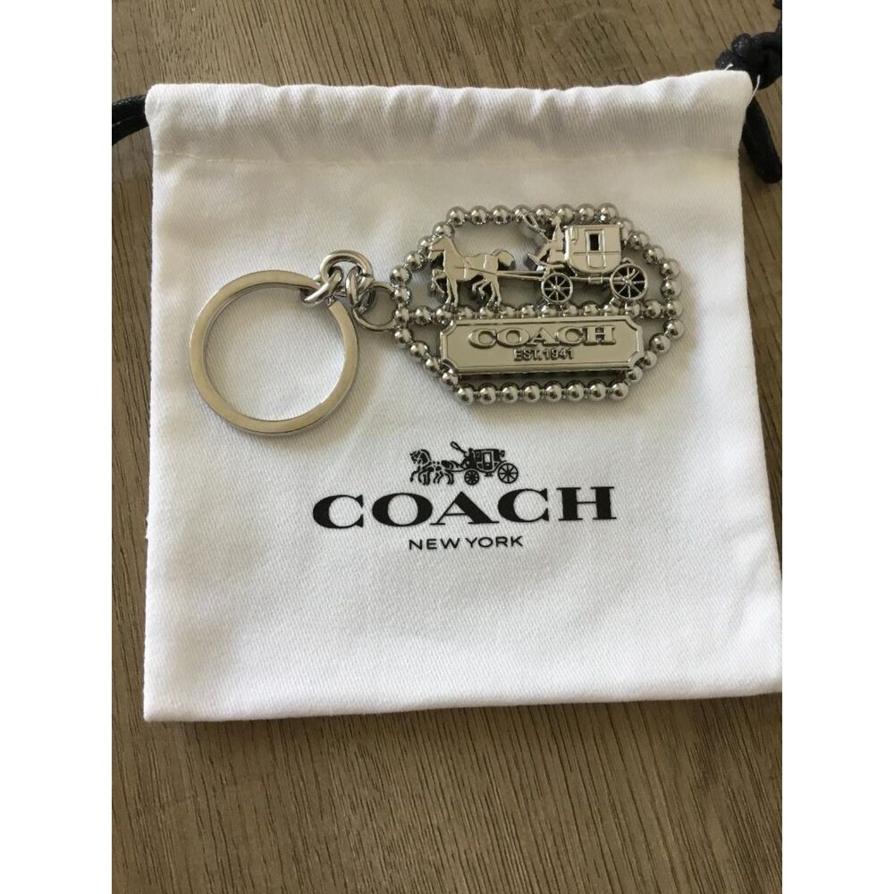 Coach Silver-tone 3D Horse & Carriage Metal Bag Charm Key Chain in Dustbag